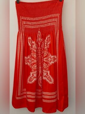 NEW ORANGE AND WHITE STRAPLESS SMOCKED MAXI DRESS